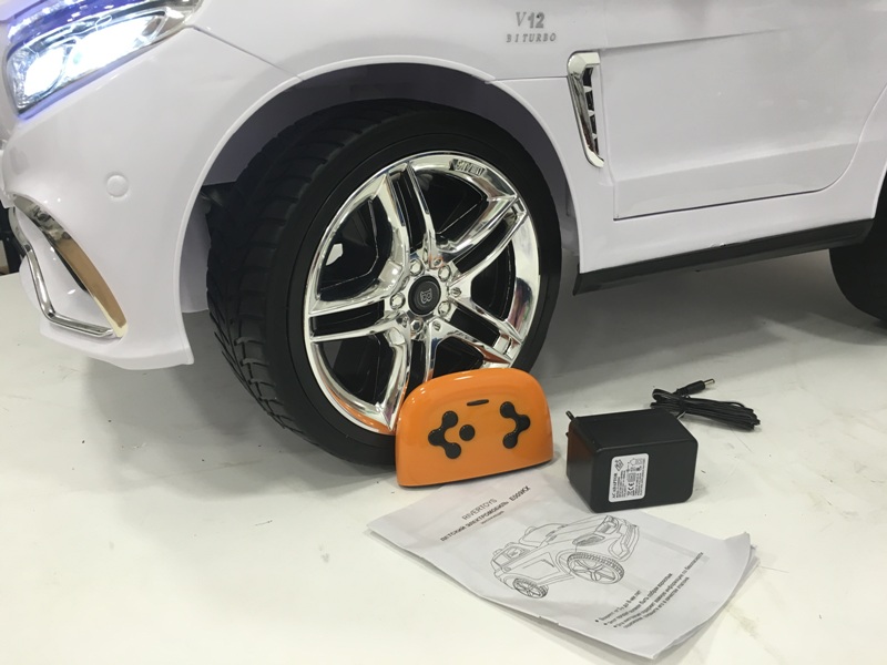 электромобиль mercedes white электромобиль mercedes white