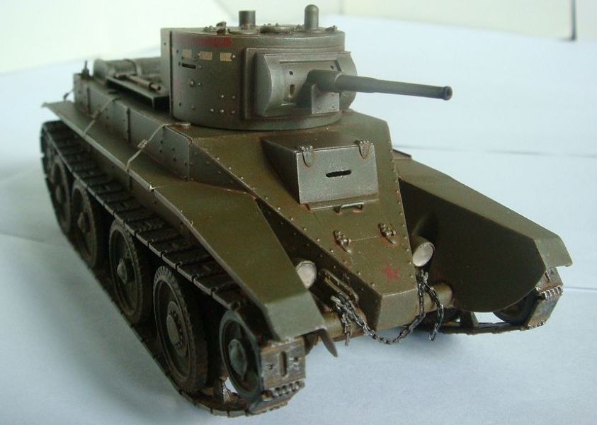 Модели танков для склеивания. Танк БТ-5. 3507