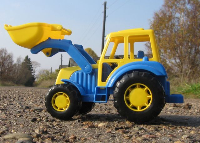 Комбайн машина игрушка