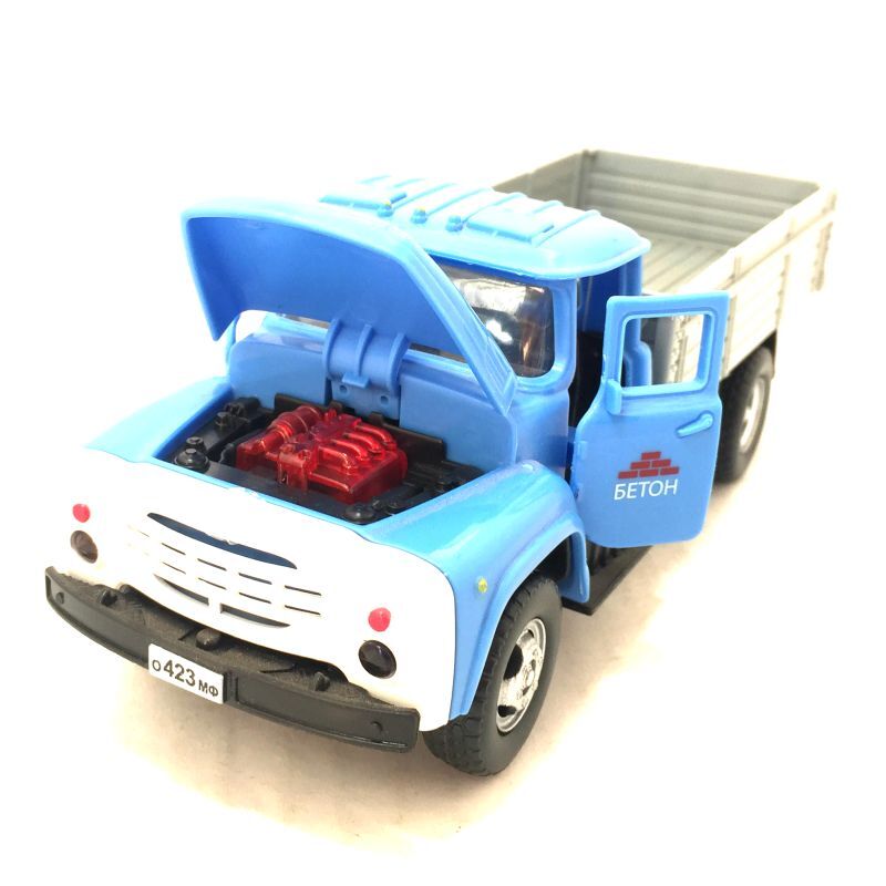 Фото игрушечных газелей