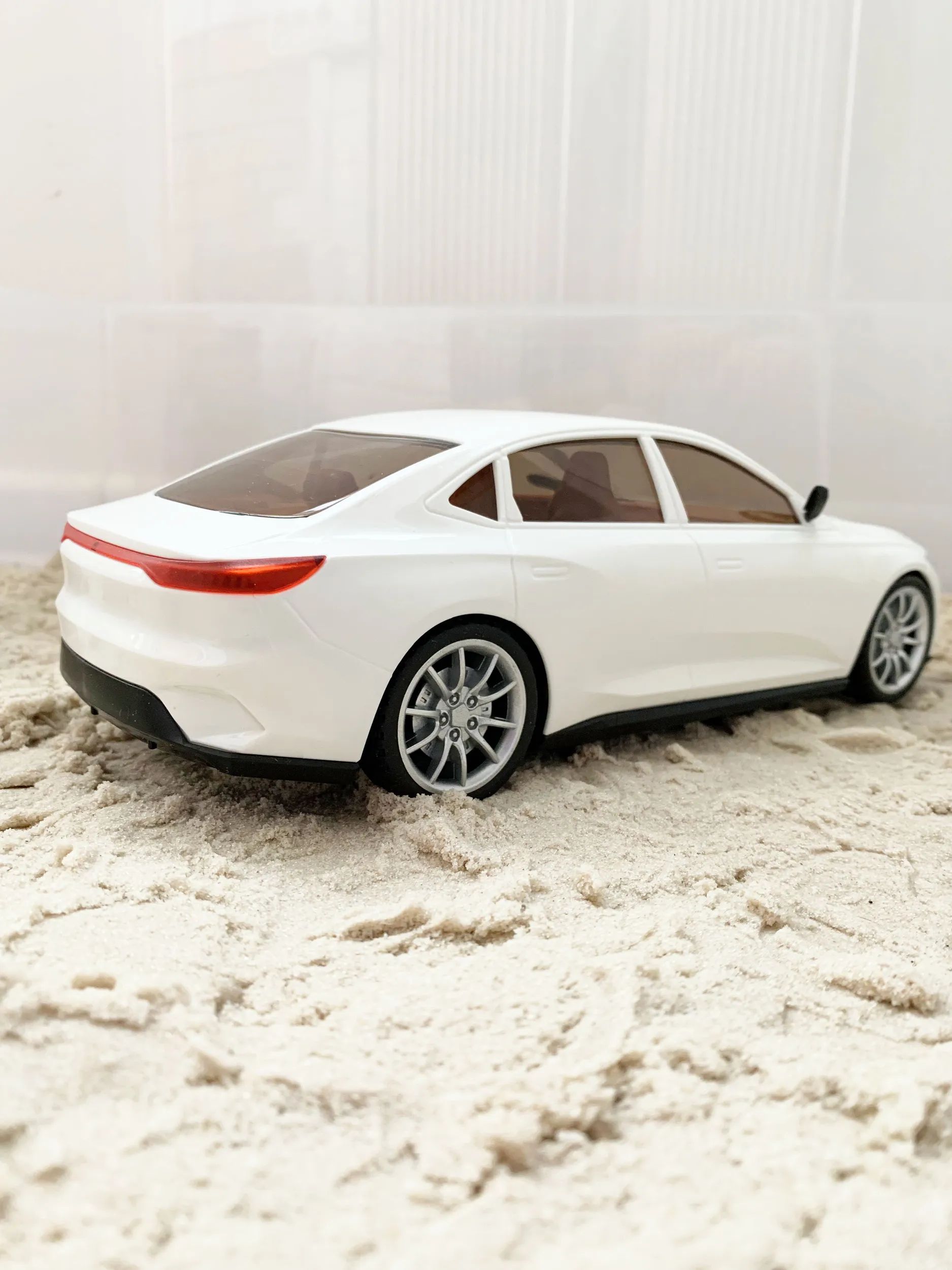 Игрушечный инерционный легковой автомобиль Полесье седан Элит-Платинум - 27,5 см белый