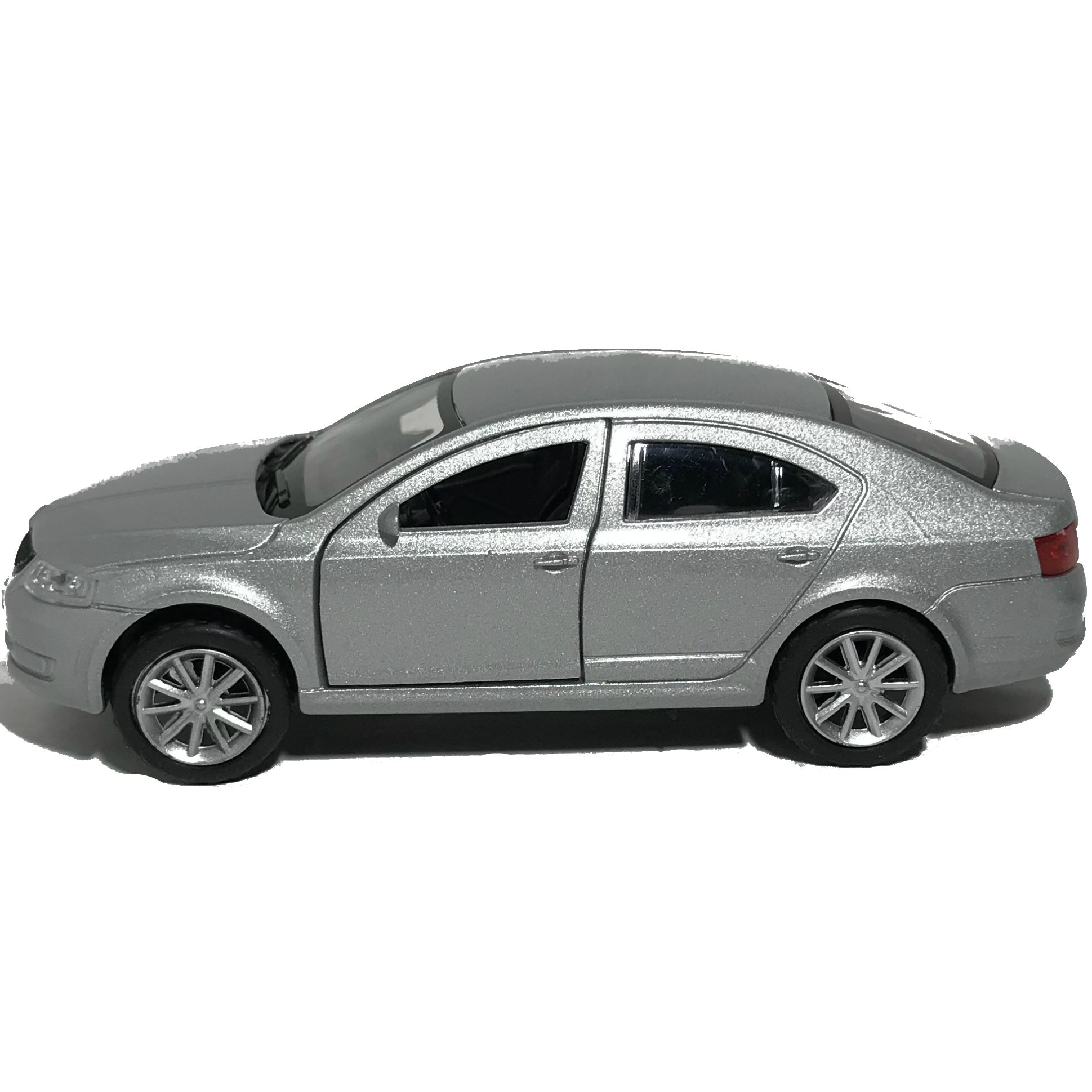Игрушечная машинка Skoda Octavia серебристая Игрушечная машинка Skoda Octavia серебристая