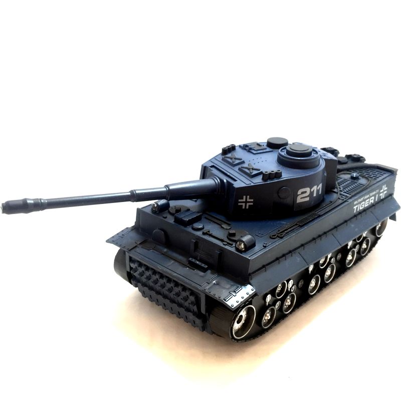 Танк 300 тюнинг купить. Танк 300 трехдверный. Игрушка танк. Танк тигр игрушка. Большой танк игрушка.