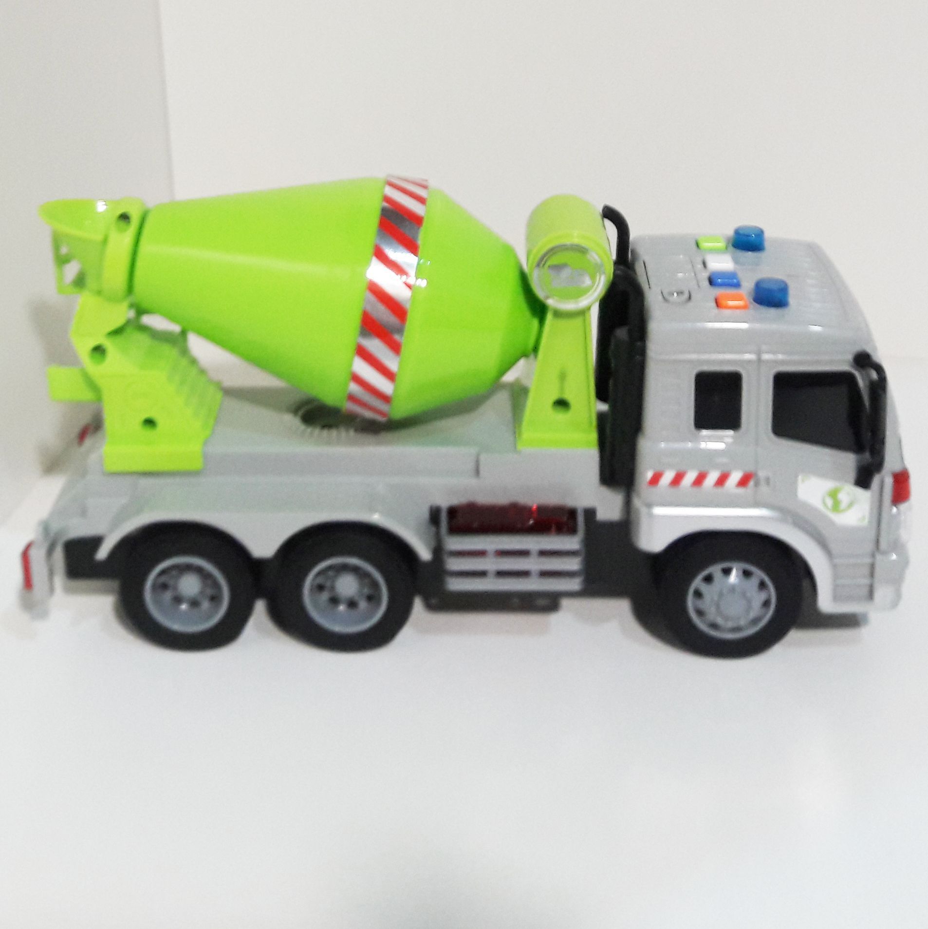 Машинка грузовик бетоновоз бетономешалка - 28 см инерция, свет, звук, вращение зеленый