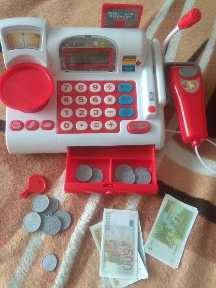 Игрушечная касса с микрофоном весами и набором продуктов
