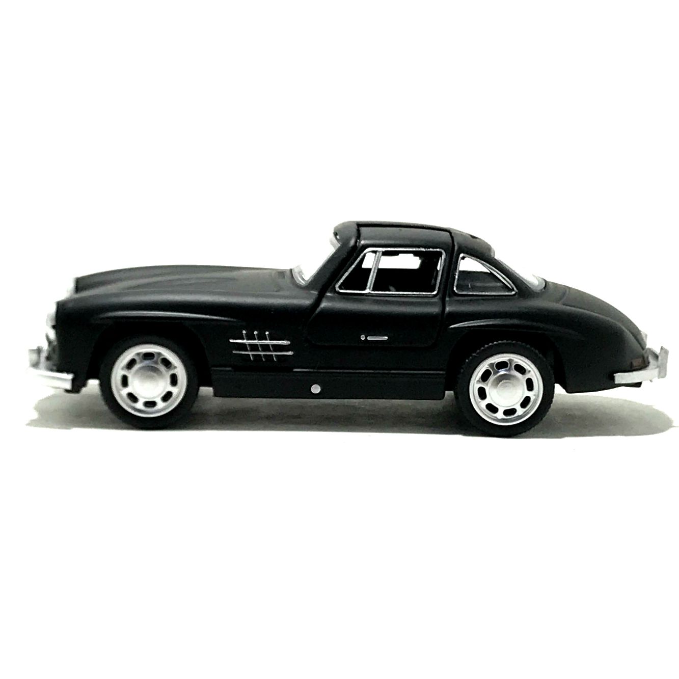 Детская модель Mercedes-Benz 300 SL Детская модель Mercedes-Benz 300 SL