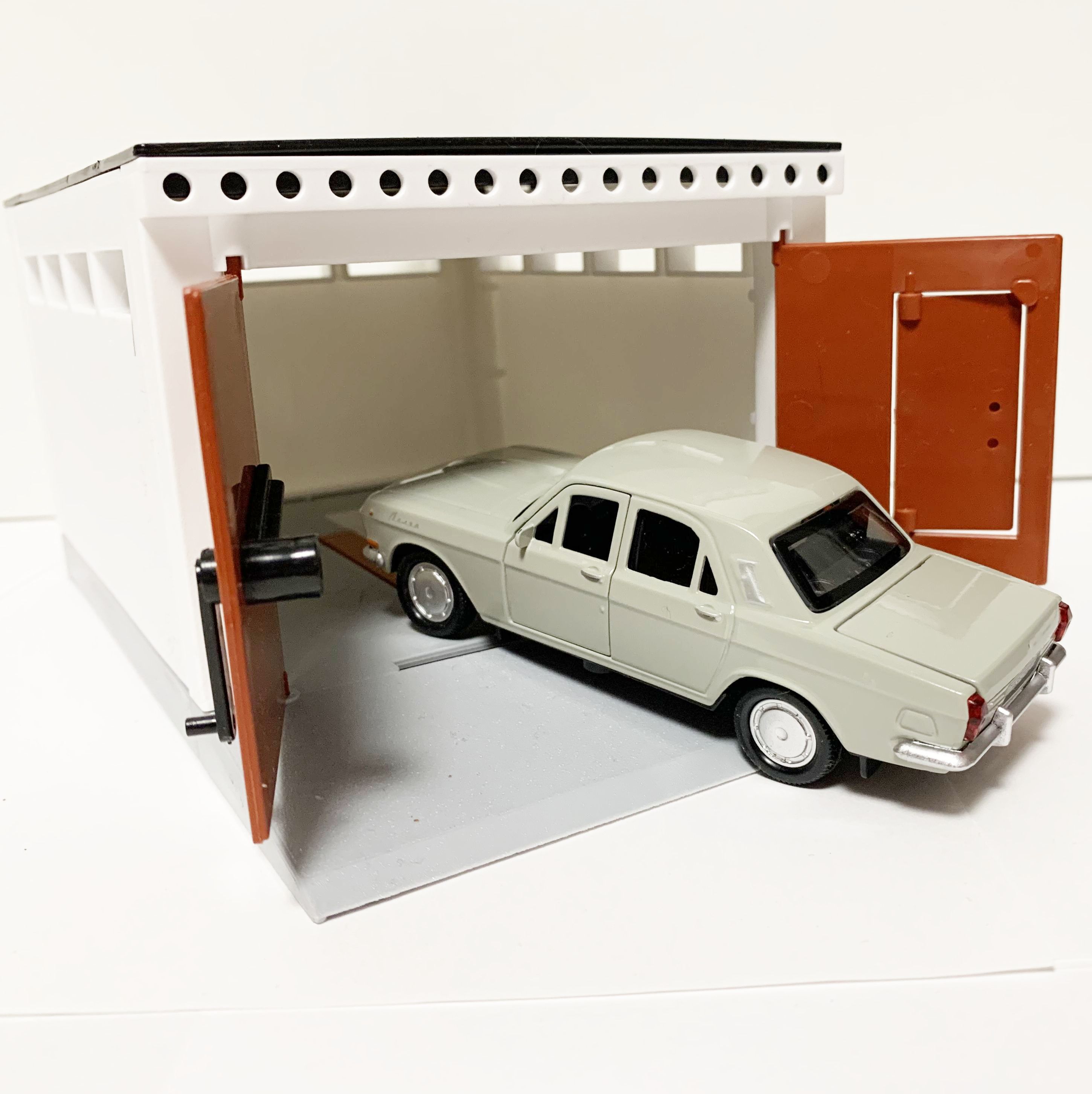 Гаражный бокс с распашными воротами и металлическая инерционная машинка Волга 2401 седан с открывающимися дверями 12 см - серая