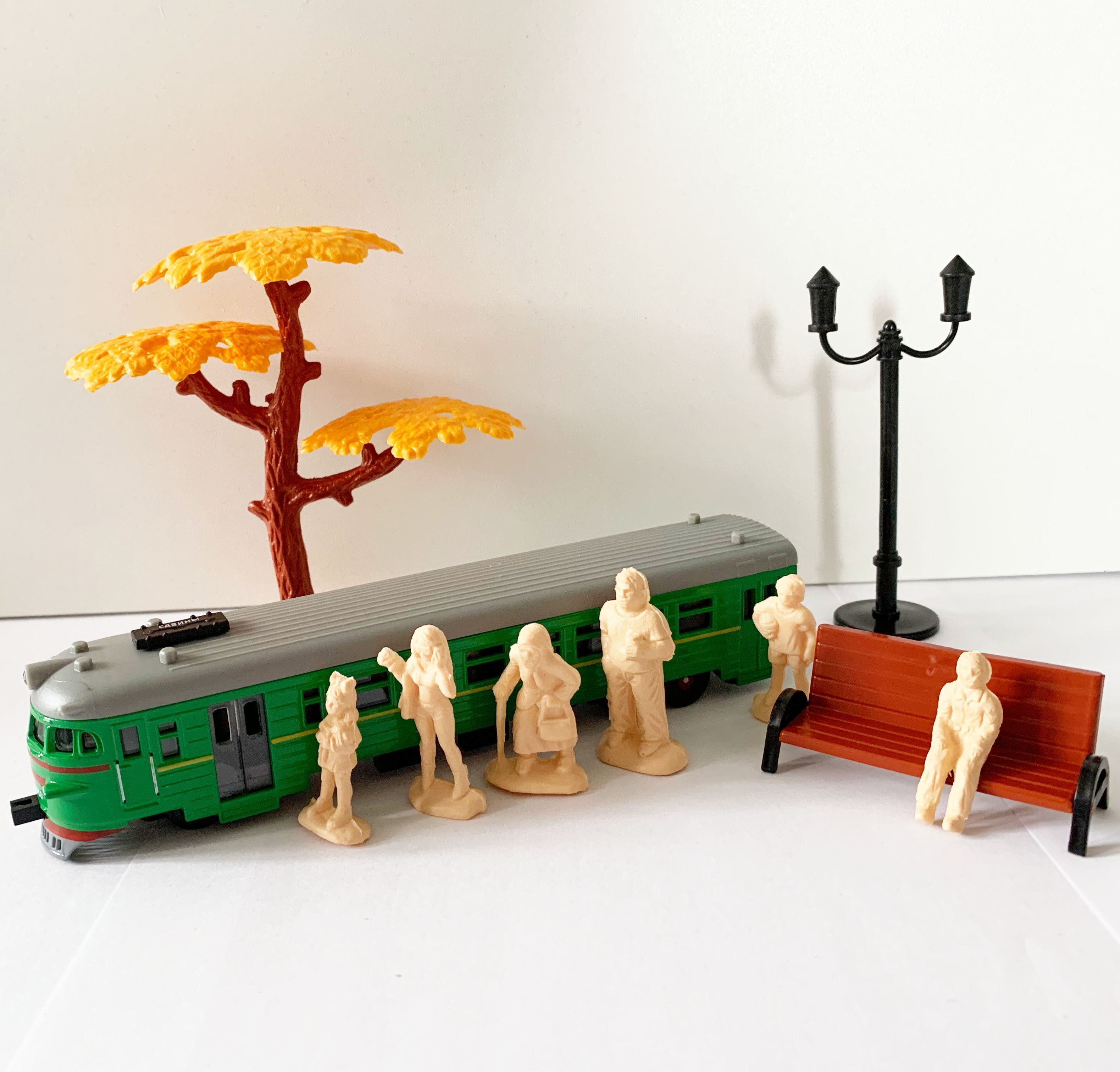 Игрушка поезд 1 вагон ретро электричка Эр2 18 см, металлический кузов - 6-ть пассажиров