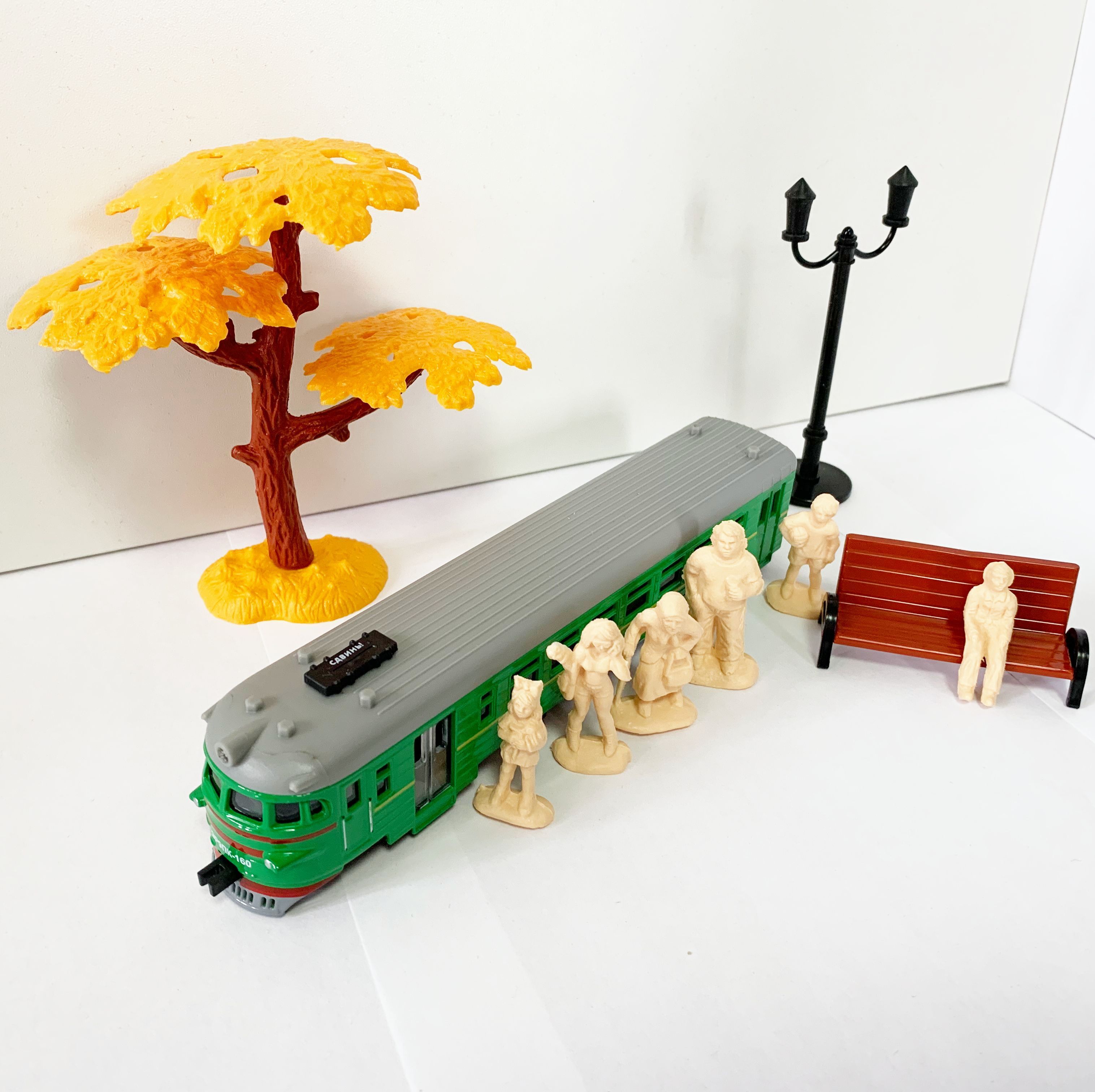 Набор 1 вагон ретро электричка Эр-2 18 см, свет, звук, металлический кузов - 6-ть пассажиров