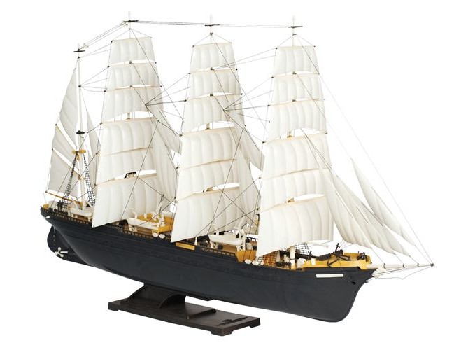 Сборная модель корабля 