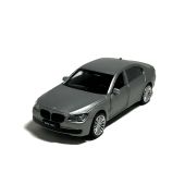 Игрушечная моделька BMW 760 LI серебристый Игрушечная моделька BMW 760 LI серебристый