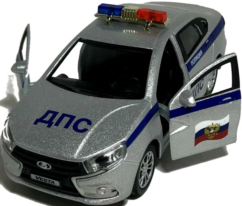 Так же у машинки Lada Vesta полиция открываются две передние двери. igrushechnaya-mashinka-lada-vesta-policiya-04.jpg